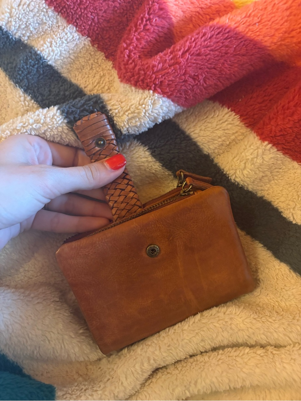 Vintage Woven-Tab Leather Wallet - Brown - Picture 2 of 5